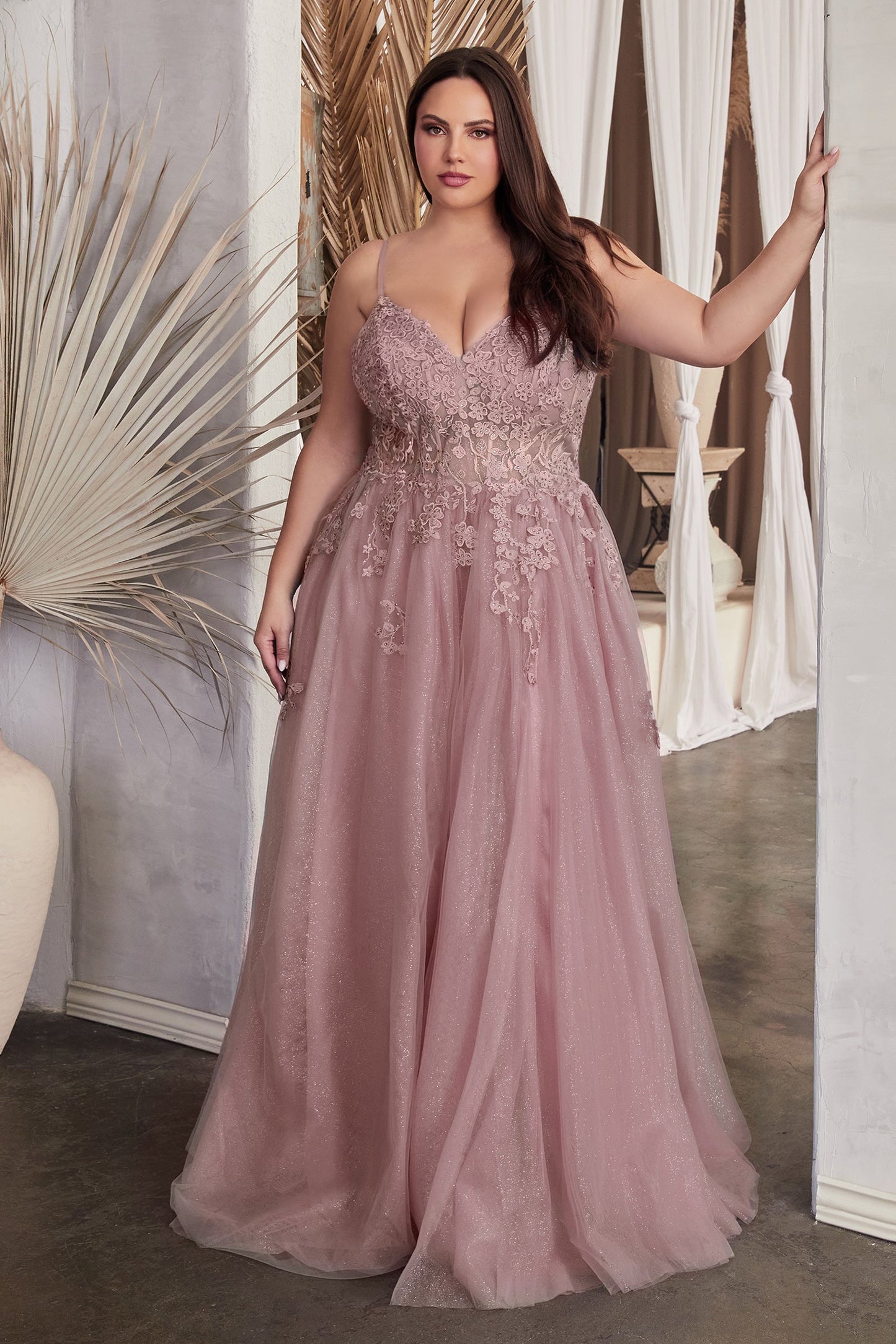 CDlace-and-tulle-glitter-ball-gown-c148